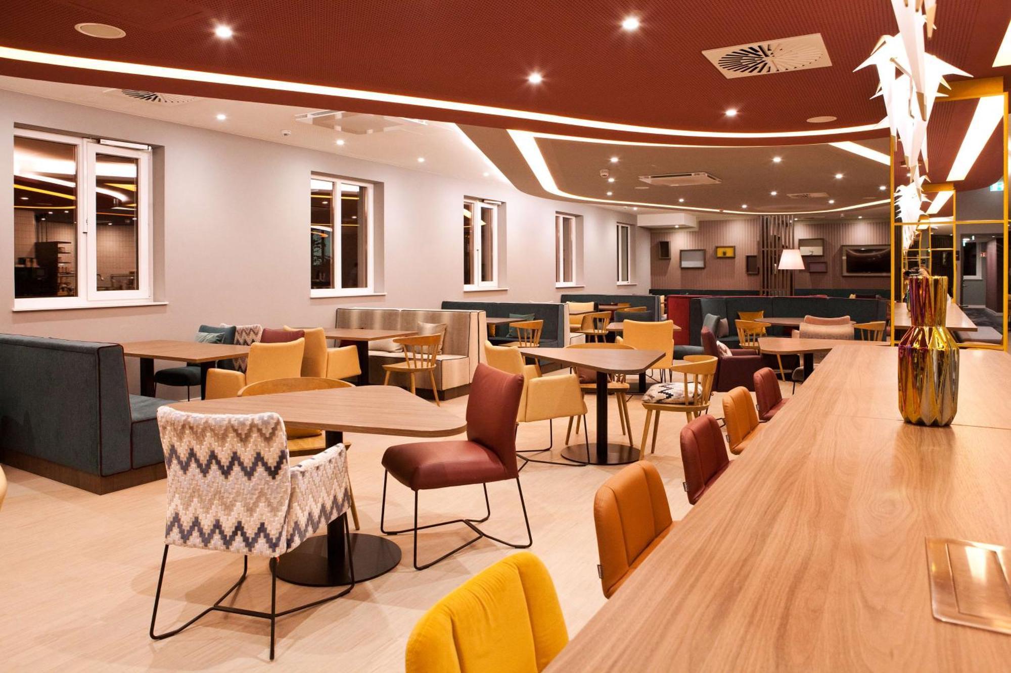 מלון Hampton By Hilton רגנסבורג מראה חיצוני תמונה