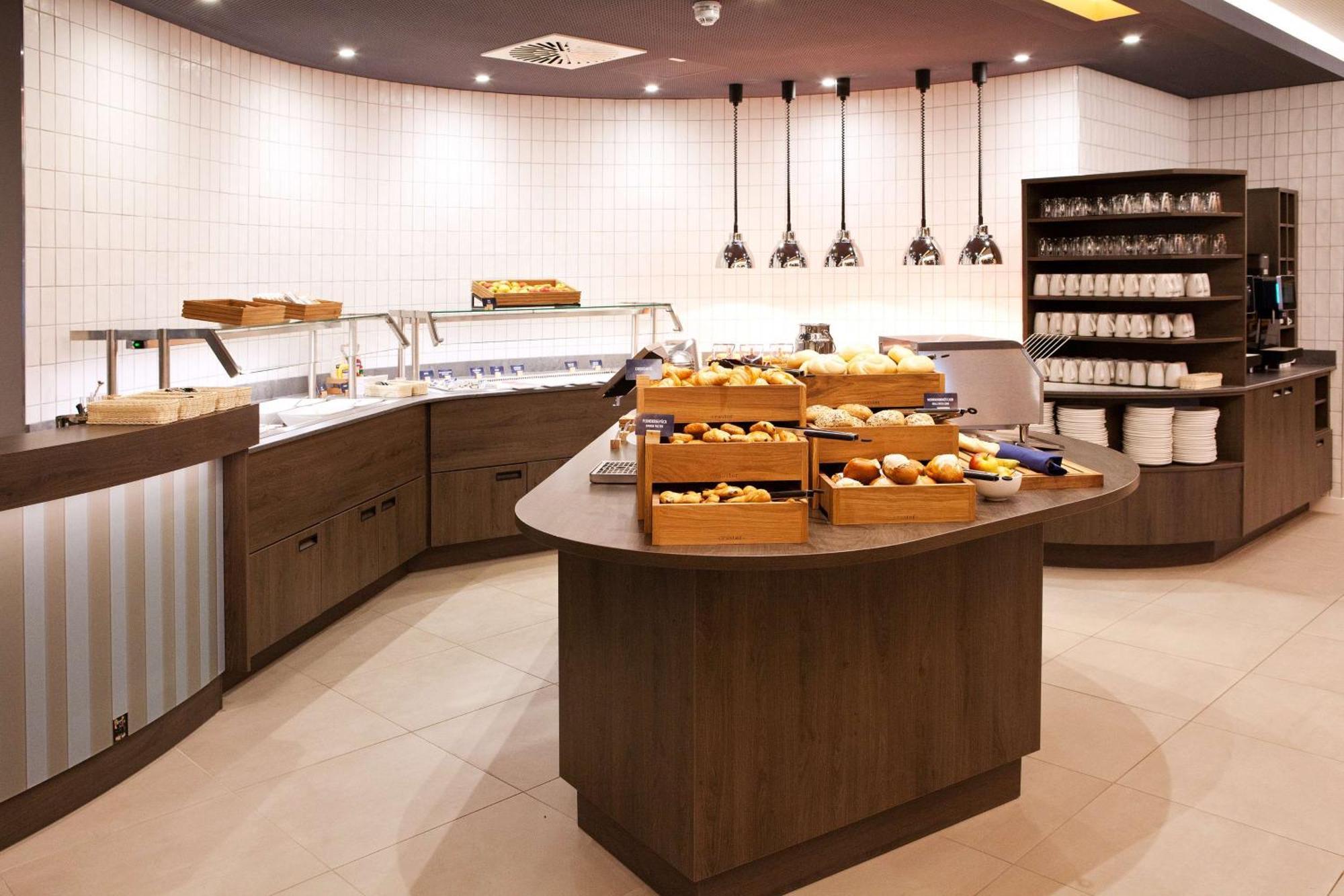 מלון Hampton By Hilton רגנסבורג מראה חיצוני תמונה